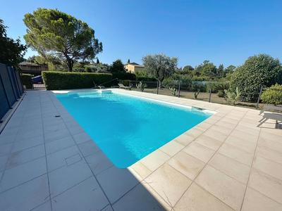 Appartement - 79 m² - 3 pièces