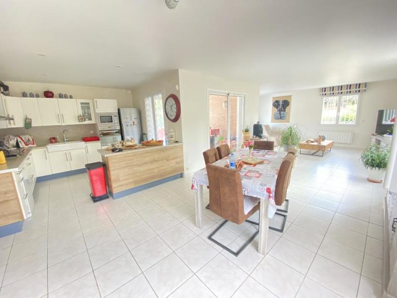 Villa - 141 m² - 5 pièces