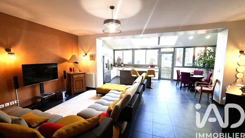 Maison de maîtres - 200 m² - 6 pièces