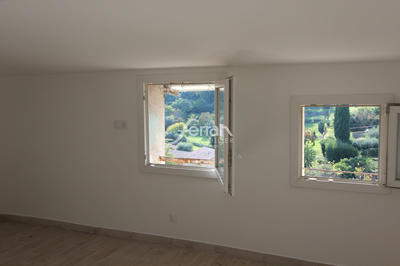 Maison de village - 94 m² - 4 pièces