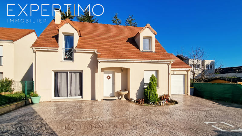 Maison - 110 m² - 6 pièces