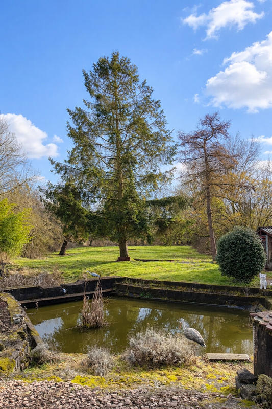 Maison - 273 m² - 10 pièces