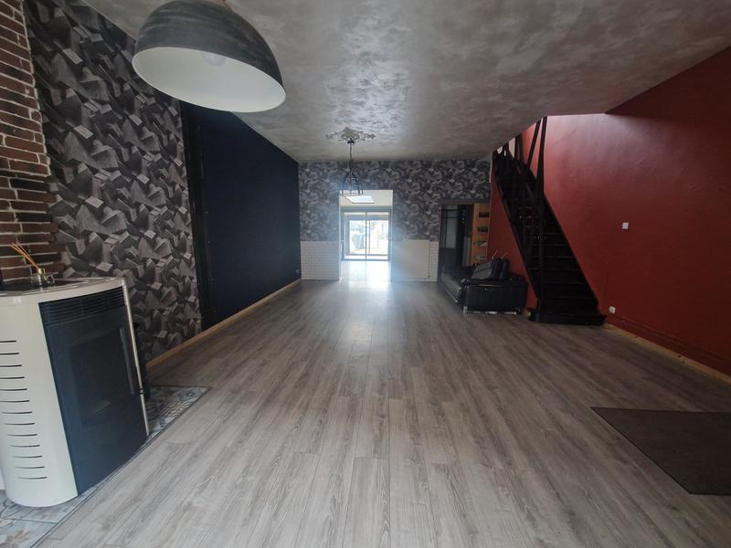 Maison - 179 m² - 7 pièces