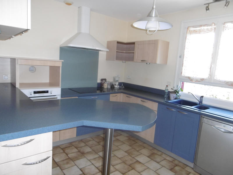 Maison - 80 m² - 5 pièces