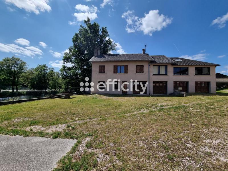 Maison - 350 m² - 15 pièces