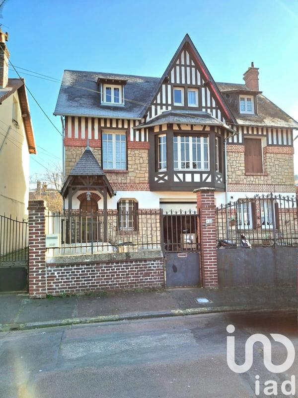 Maison - 87 m² - 6 pièces