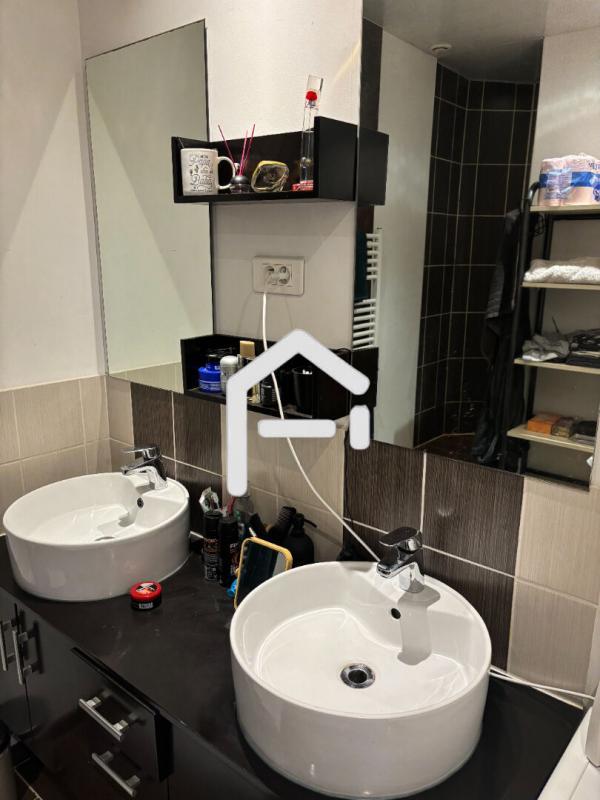 Appartement - 85 m² - 4 pièces