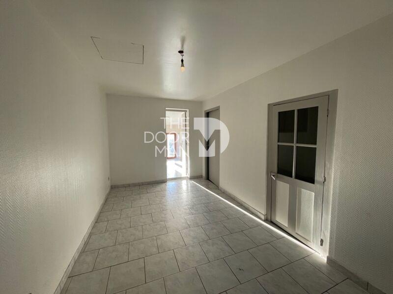 Fonds de commerce - Maison - 219 m²