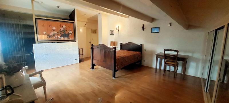 Villa - 200 m² - 6 pièces