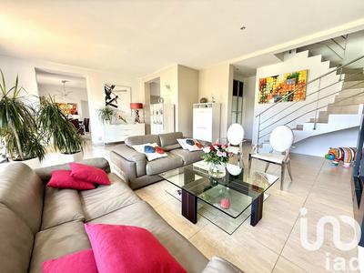 Maison - 187 m² - 5 pièces