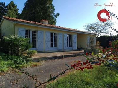 Maison - 95 m² - 5 pièces