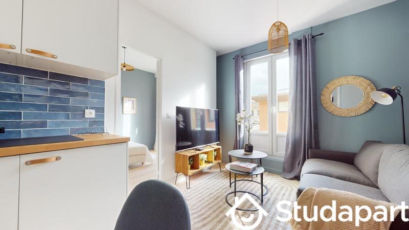 Chambre - 11 m² - 1 pièce