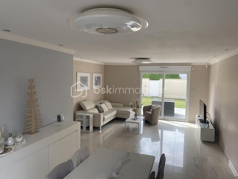 Maison - 159 m² - 6 pièces