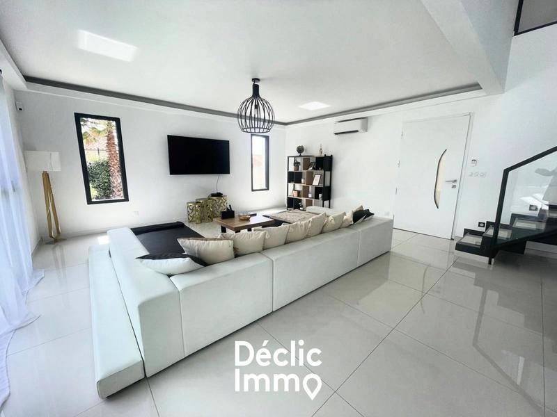 Maison - 195 m² - 5 pièces