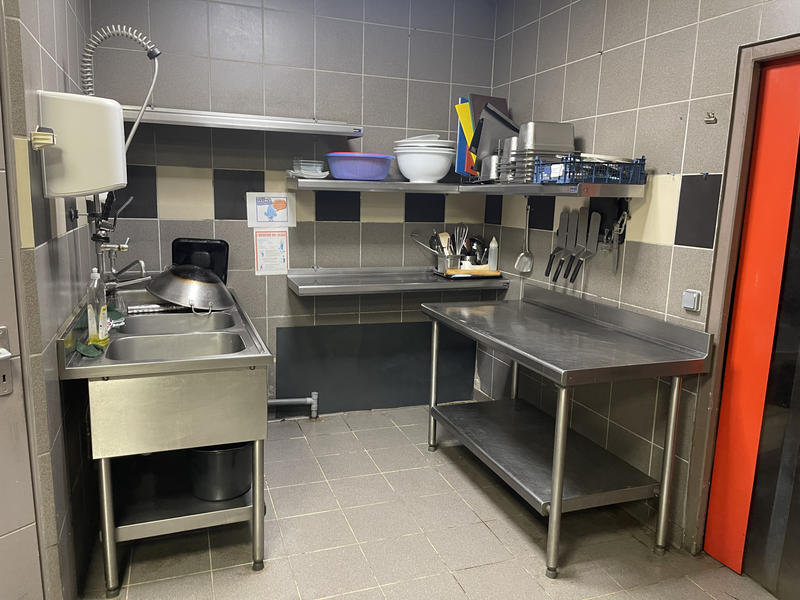 Fonds de commerce - Magasins - 230 m²