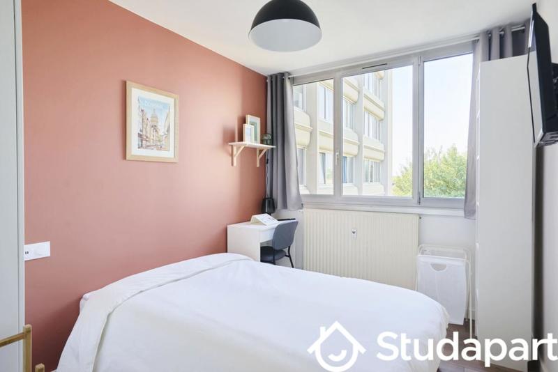 Chambre - 10 m² - 1 pièce