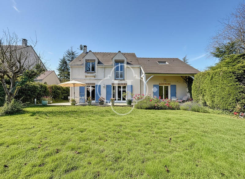 Maison - 191 m² - 8 pièces