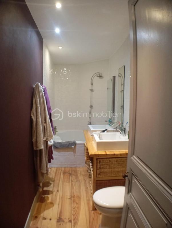 Maison de village - 120 m² - 6 pièces