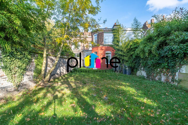 Appartement - 28 m² - 7 pièces