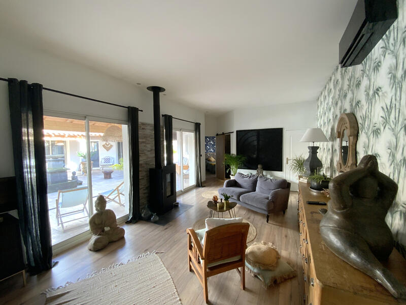 Maison - 168 m² - 6 pièces