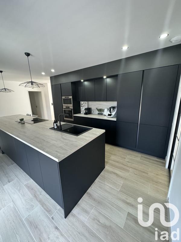 Maison - 146 m² - 5 pièces