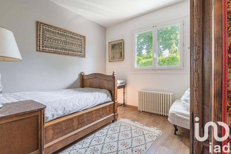 Maison - 183 m² - 9 pièces