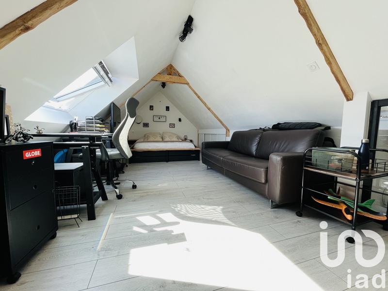 Maison - 180 m² - 8 pièces