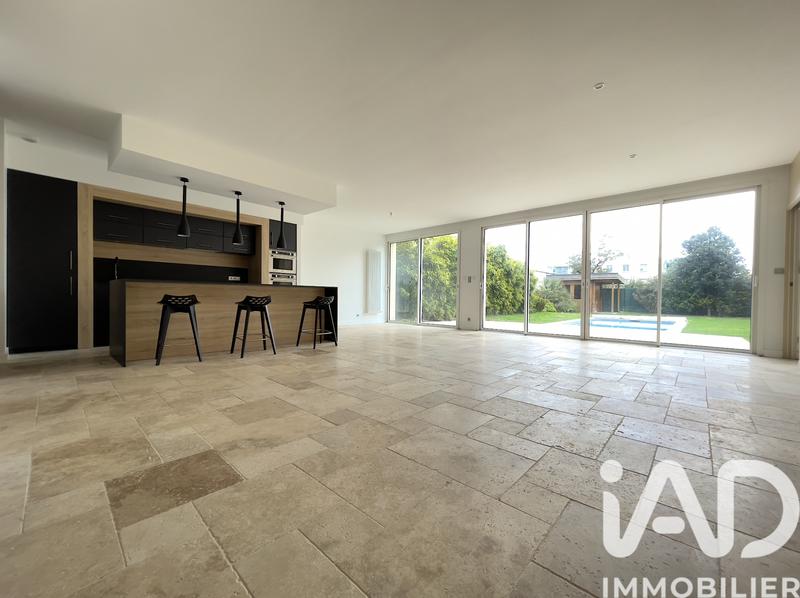 Appartement - 141 m² - 4 pièces