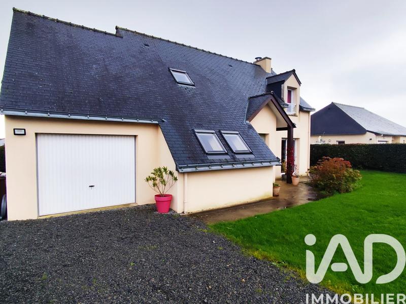 Maison - 95 m² - 5 pièces