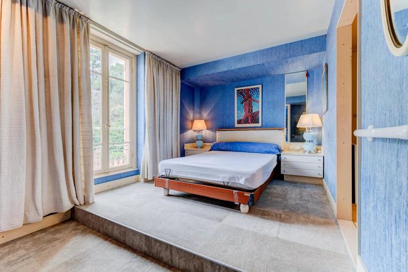 Villa - 230 m² - 8 pièces