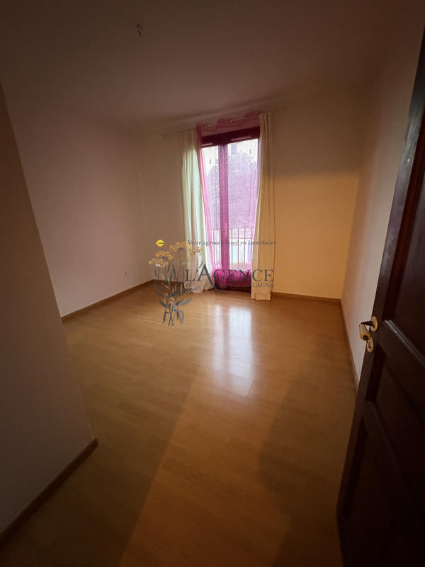 Appartement - 89 m² - 4 pièces