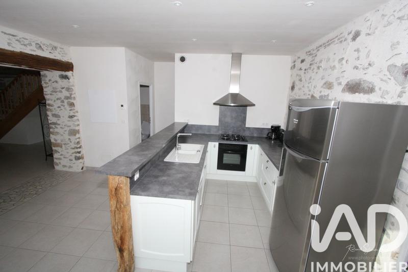 Maison - 251 m² - 13 pièces