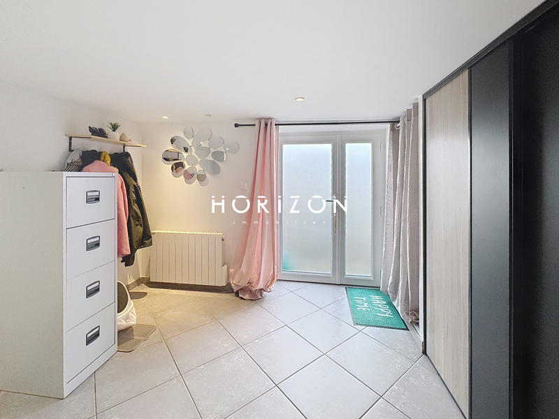 Appartement - 84 m² - 2 pièces