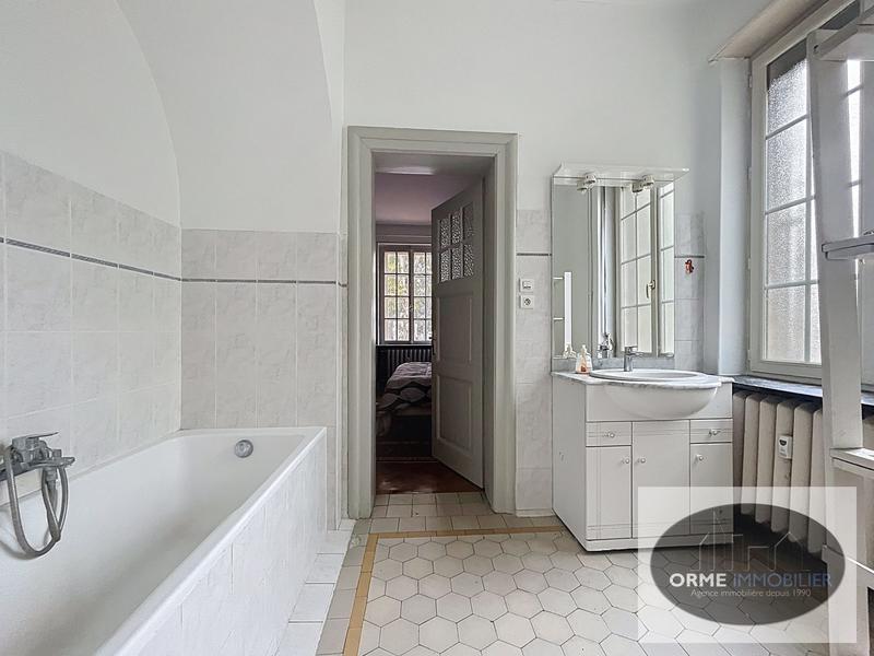 Appartement - 157 m² - 5 pièces