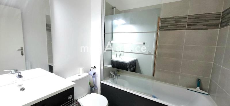 Maison - 84 m² - 4 pièces