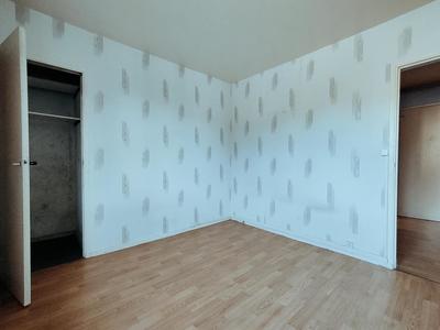 Appartement - 83 m² - 5 pièces