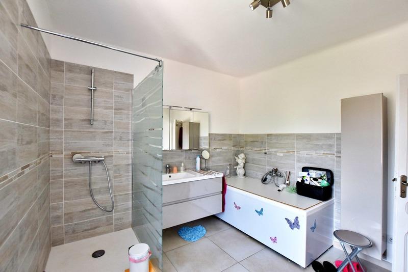 Maison - 163 m² - 6 pièces