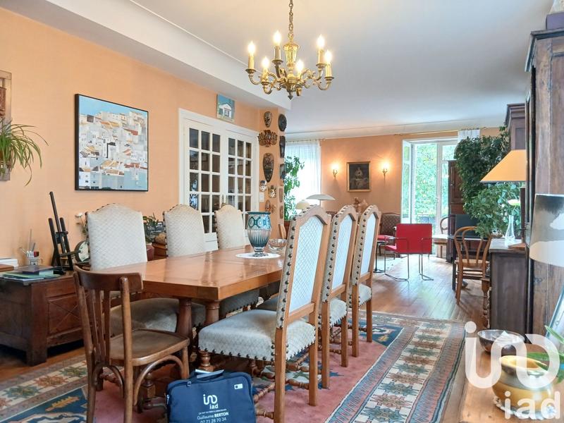 Maison de ville - 207 m² - 8 pièces