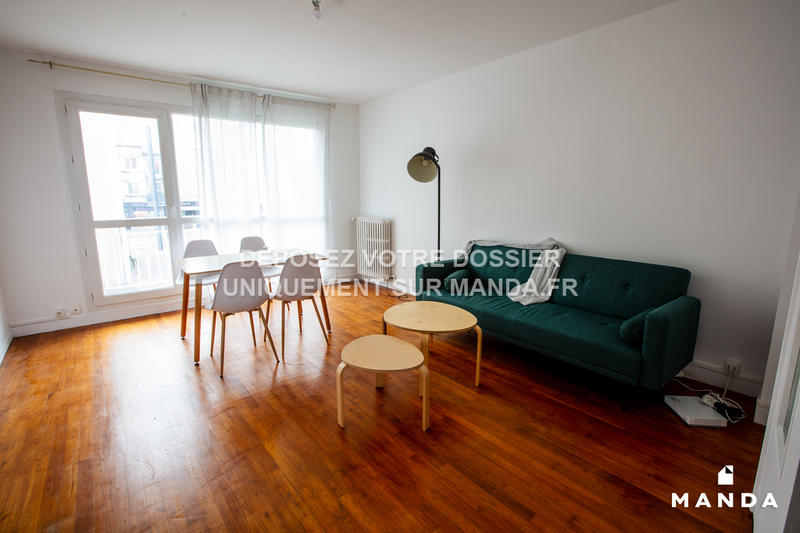 Chambre - 9 m² - 4 pièces