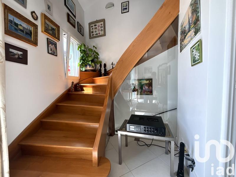 Maison - 205 m² - 5 pièces