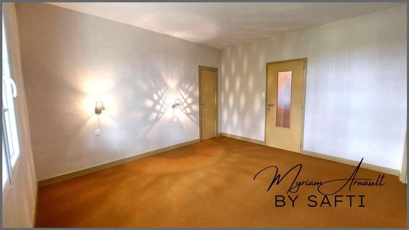 Maison - 200 m² - 7 pièces