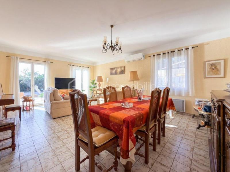 Maison - 130 m² - 5 pièces