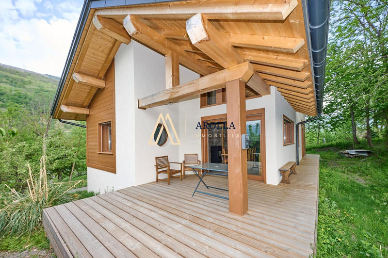 Châlet - 186 m² - 7 pièces