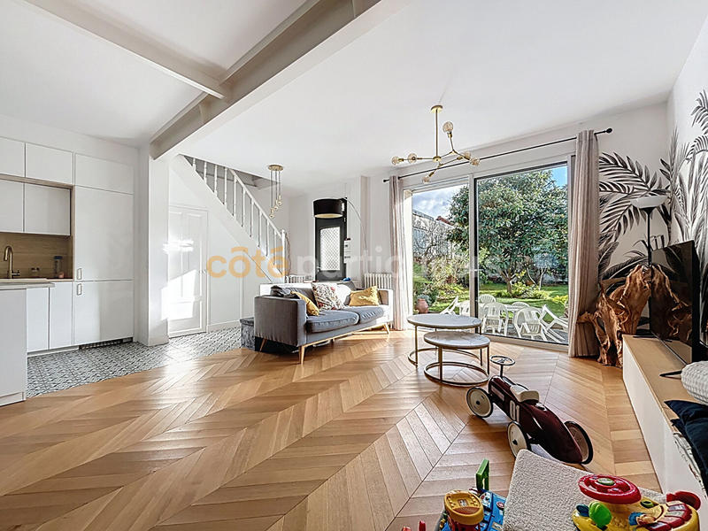 Maison - 80 m² - 4 pièces