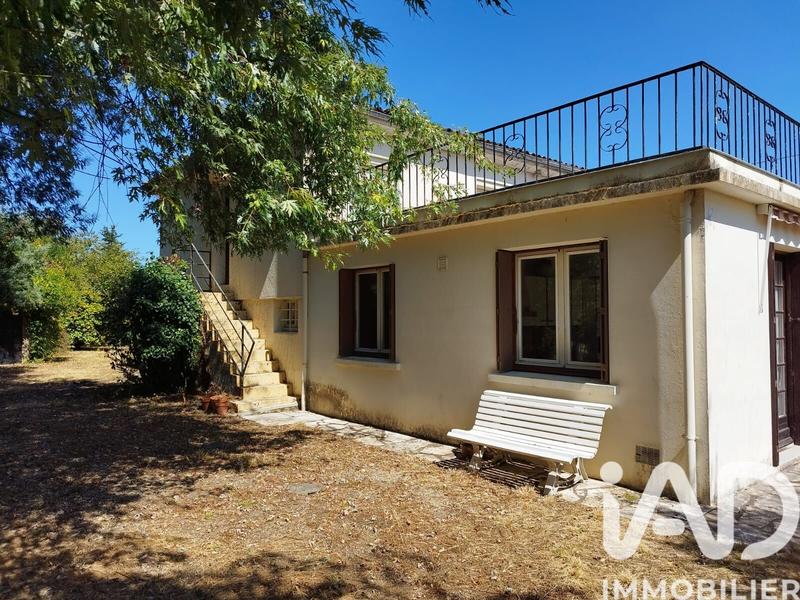 Maison - 178 m² - 8 pièces