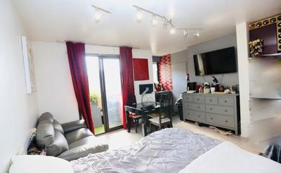 Studio - 23 m² - 2 pièces