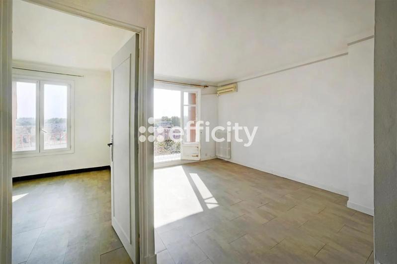 Appartement ancien - 67 m² - 3 pièces