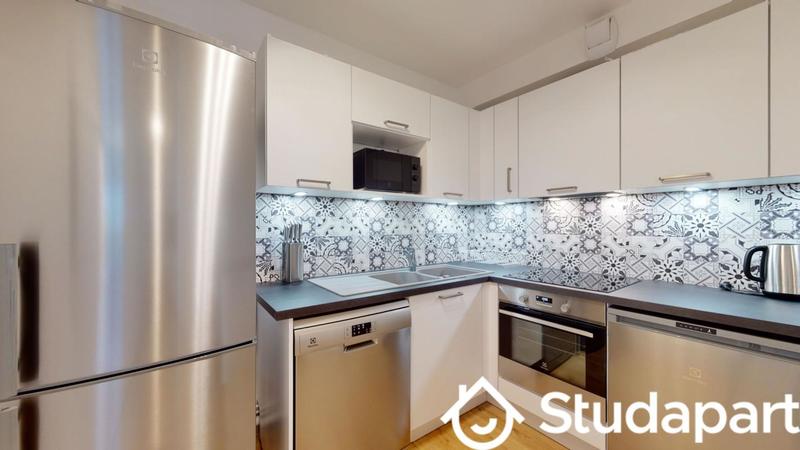 Chambre - 10 m² - 1 pièce