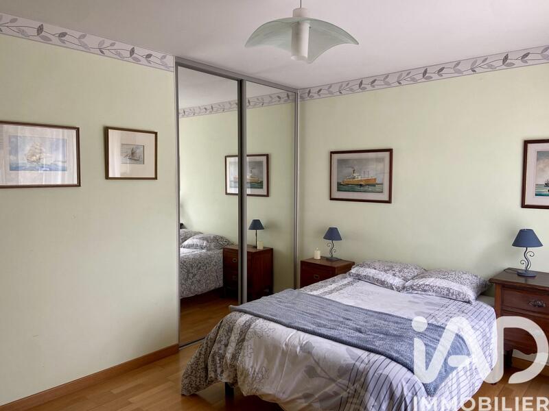 Maison - 182 m² - 6 pièces