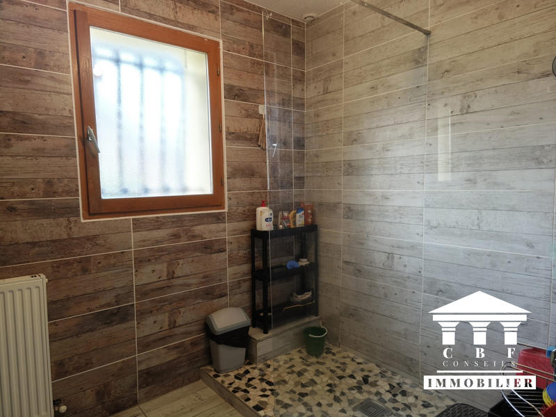 Maison - 178 m² - 9 pièces